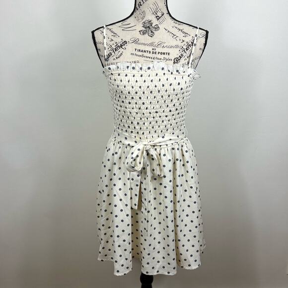 NWT Francesca‘s Hailey polkadot smocked mini fit and flare dress with tie detail - Picture 5 of 15